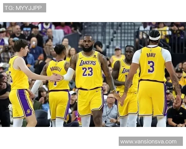 NBA季中锦标赛观察：新赛季新机遇 球队如何调整策略迎接挑战